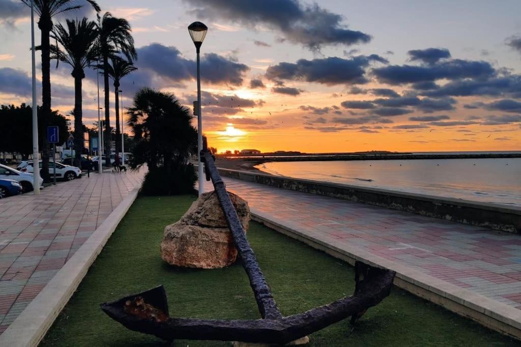 Santa Pola Con Tres Dormitorios Playa Levante Exteriér fotografie